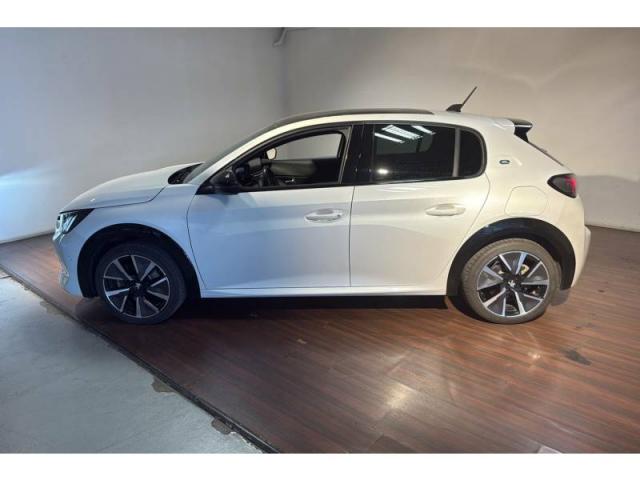 Peugeot 208 image 5