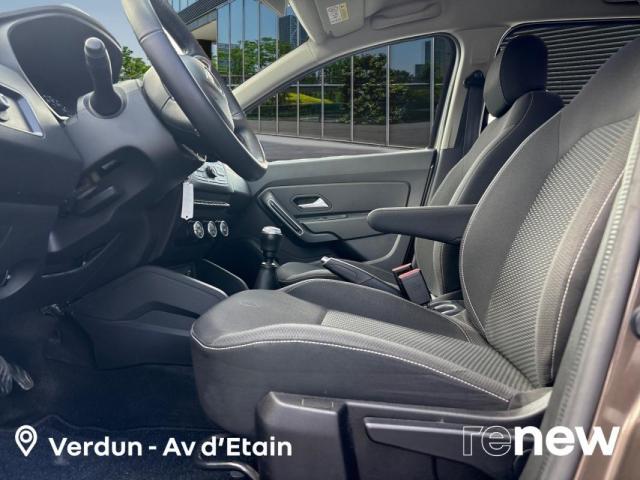 Dacia Duster image 8