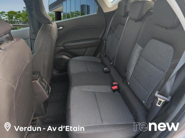 Renault Captur image 9