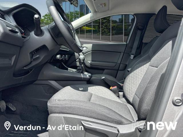 Renault Captur image 2