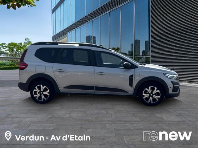 Dacia Jogger image 1