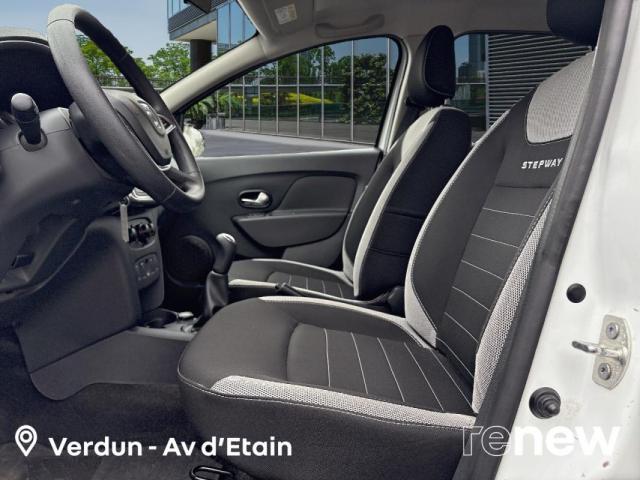Dacia Sandero image 9