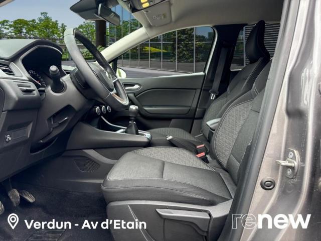 Renault Captur image 8