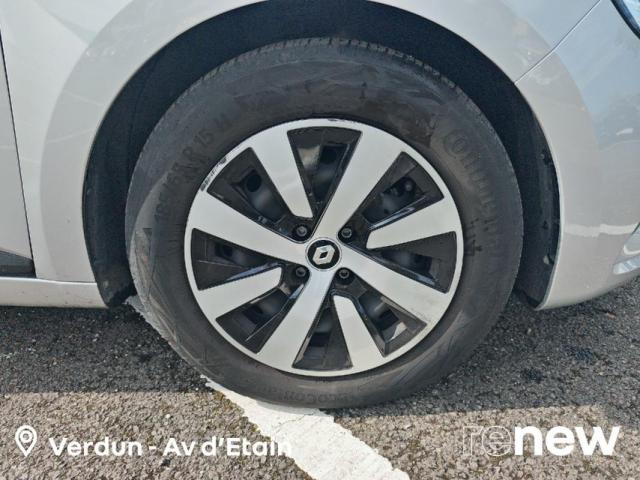 Renault Clio image 9