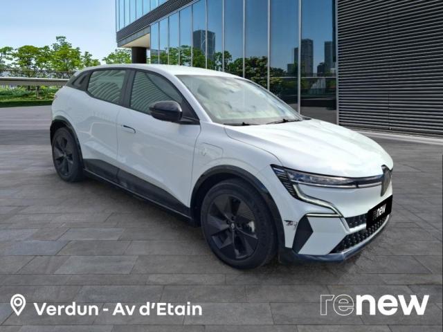Renault Mégane E-Tech image 1