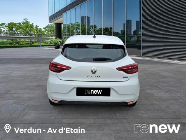 Renault Clio image 2