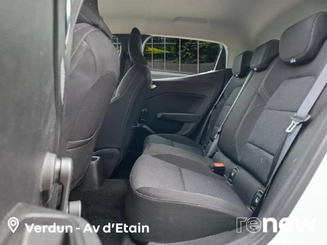 Renault Clio image 9
