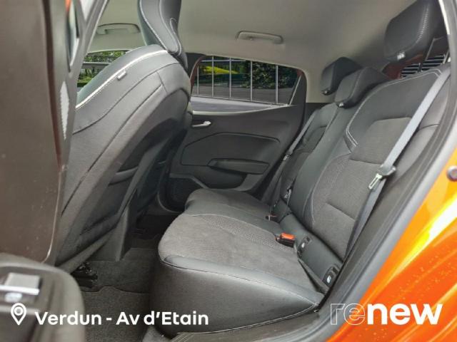 Renault Clio image 9