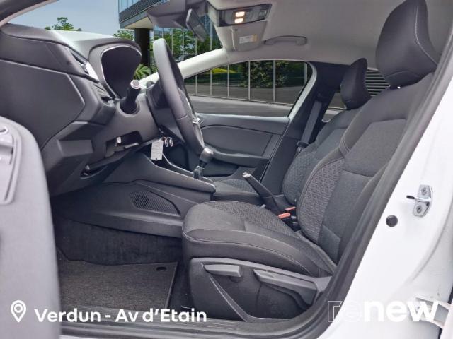 Renault Clio image 9