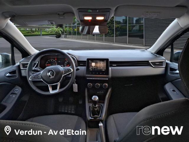 Renault Clio image 8