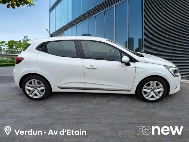 Renault Clio image 9