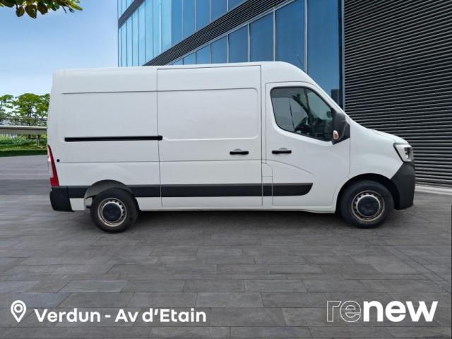 Renault Master image 9