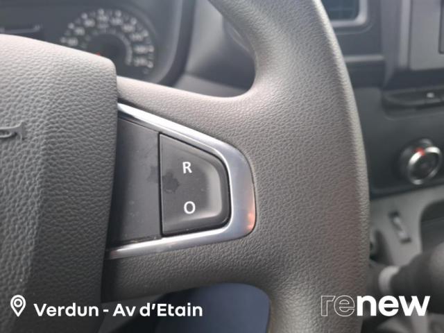 Renault Master image 3