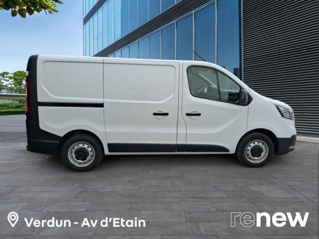 Renault Trafic image 8