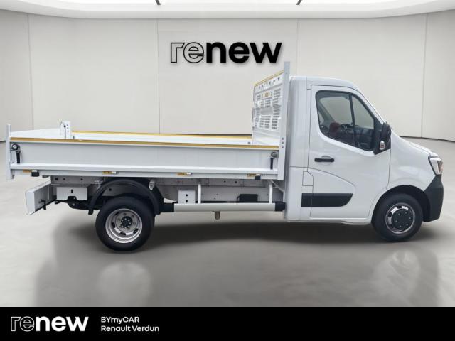 Renault Master image 8