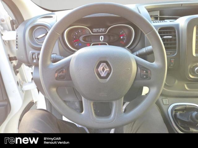 Renault Trafic image 2