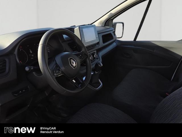 Renault Trafic image 3