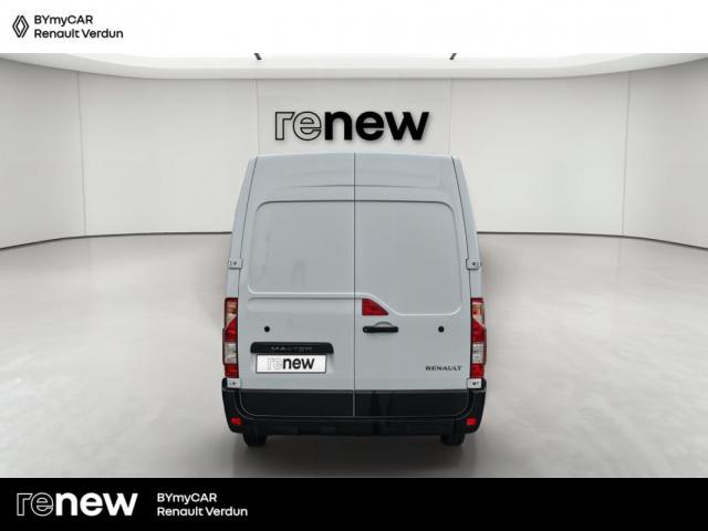 Renault Master image 8