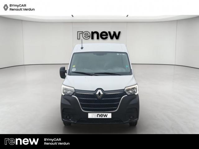 Renault Master image 2