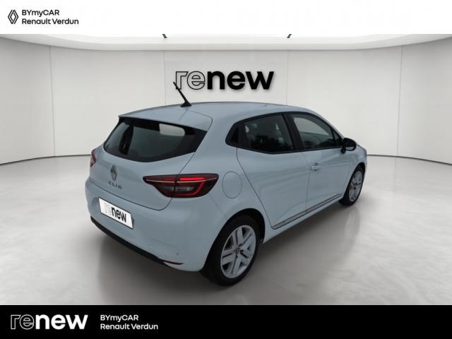 Renault Clio image 9