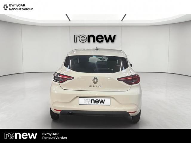 Renault Clio image 9