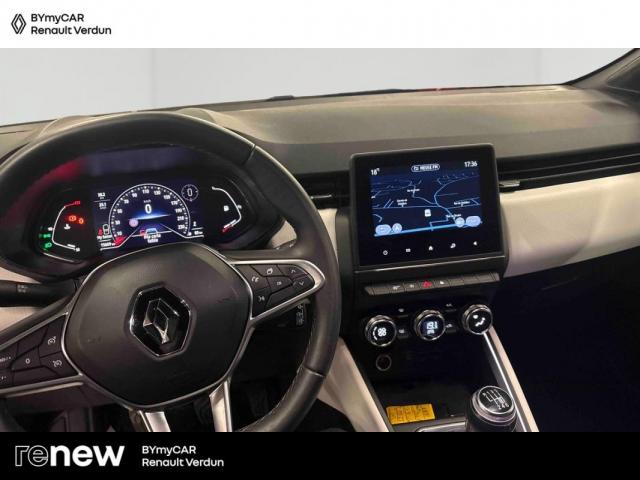 Renault Clio image 6