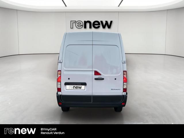 Renault Master image 7