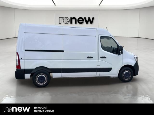 Renault Master image 2