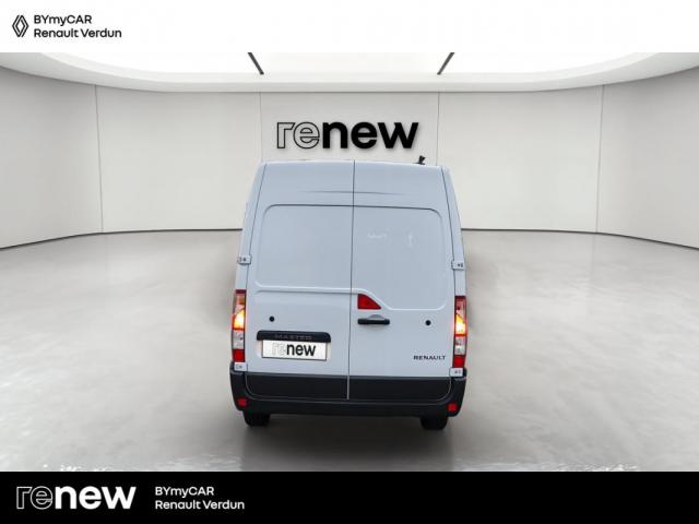 Renault Master image 8