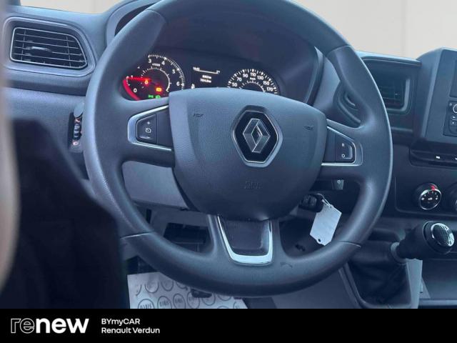 Renault Master image 8