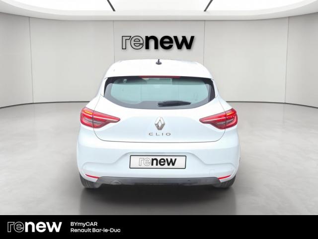 Renault Clio image 2