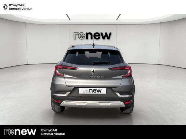 Renault Captur image 2