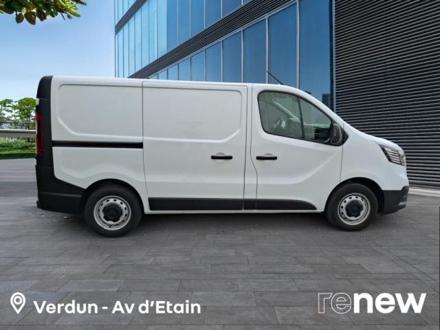 Renault Trafic image 1