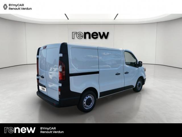 Renault Trafic image 4