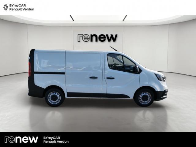 Renault Trafic image 1