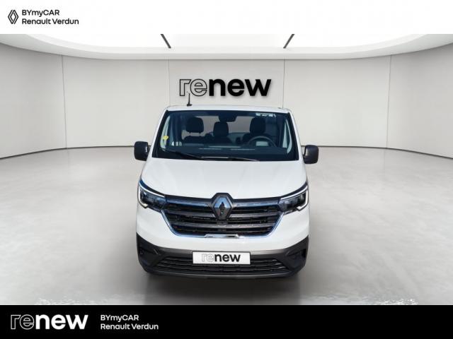 Renault Trafic image 9