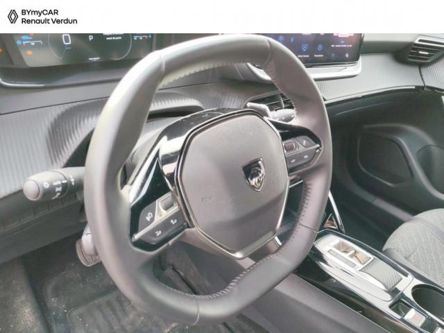 Peugeot 2008 image 8