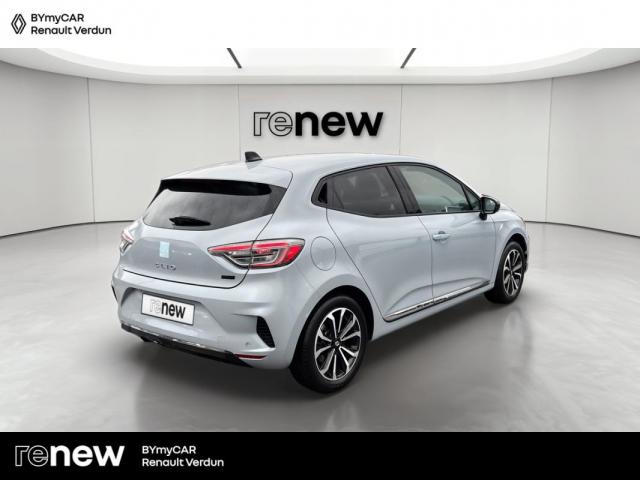 Renault Clio image 1