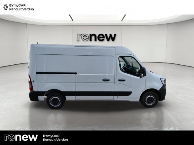 Renault Master image 2