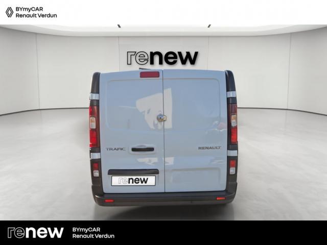 Renault Trafic image 9