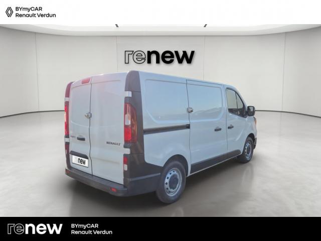 Renault Trafic image 1
