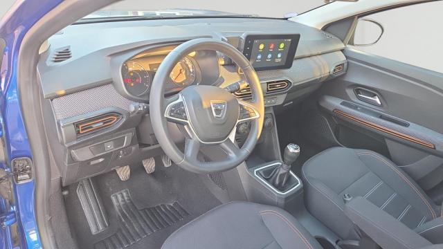 Dacia Sandero image 8