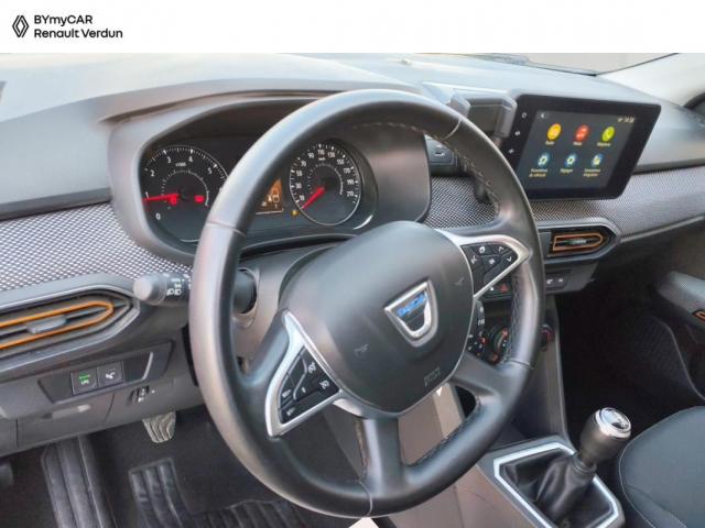 Dacia Sandero image 2