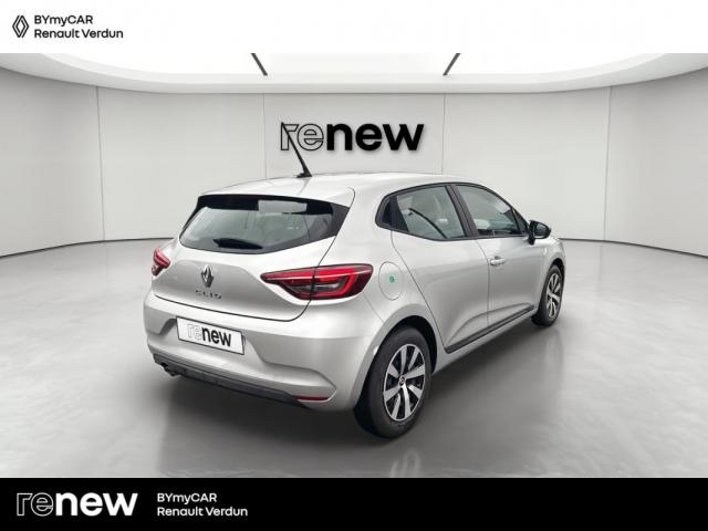 Renault Clio image 8