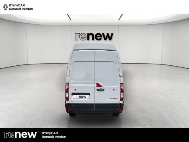 Renault Master image 2
