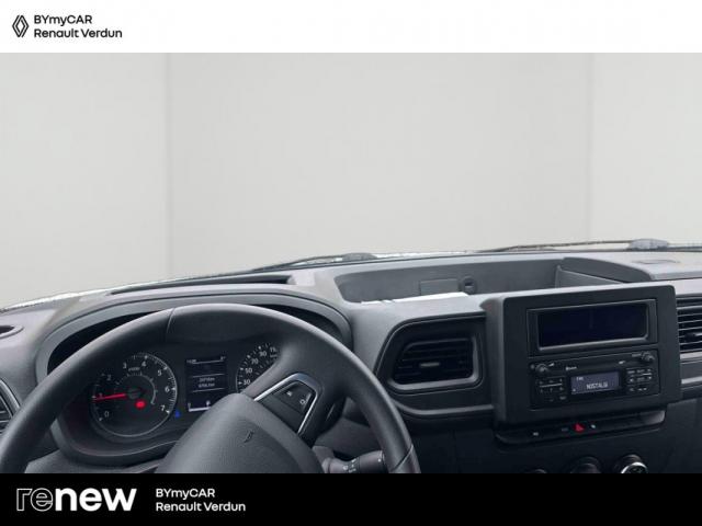 Renault Master image 6