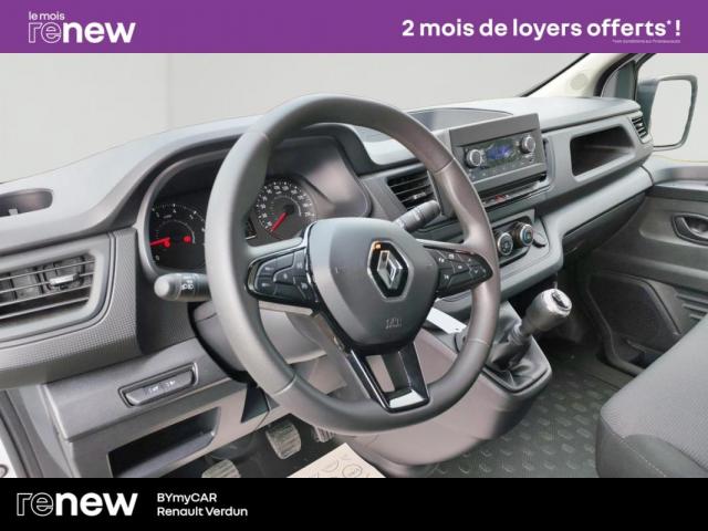 Renault Trafic image 8