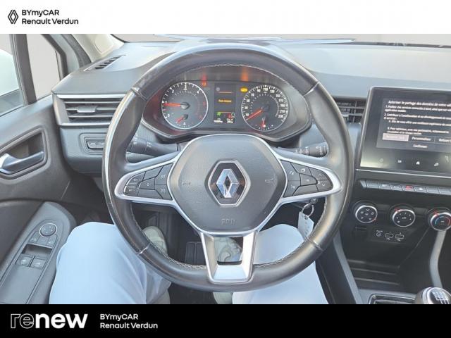 Renault Clio image 9