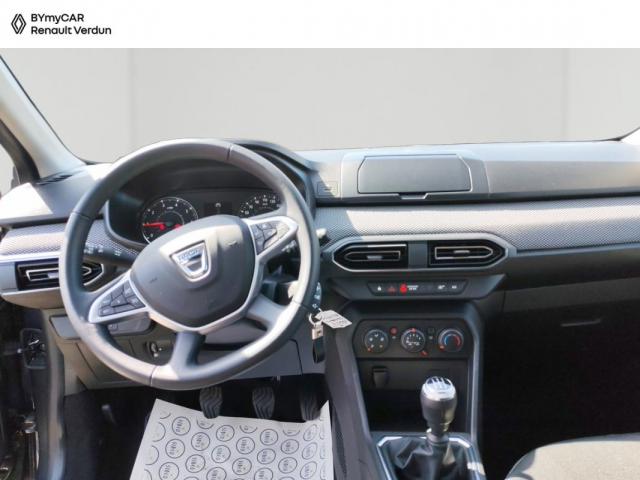 Dacia Sandero image 1
