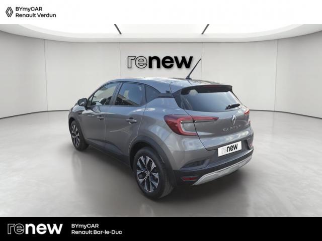 Renault Captur image 1